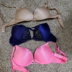 3 Victoria's Secret Bombsbell bras 32B